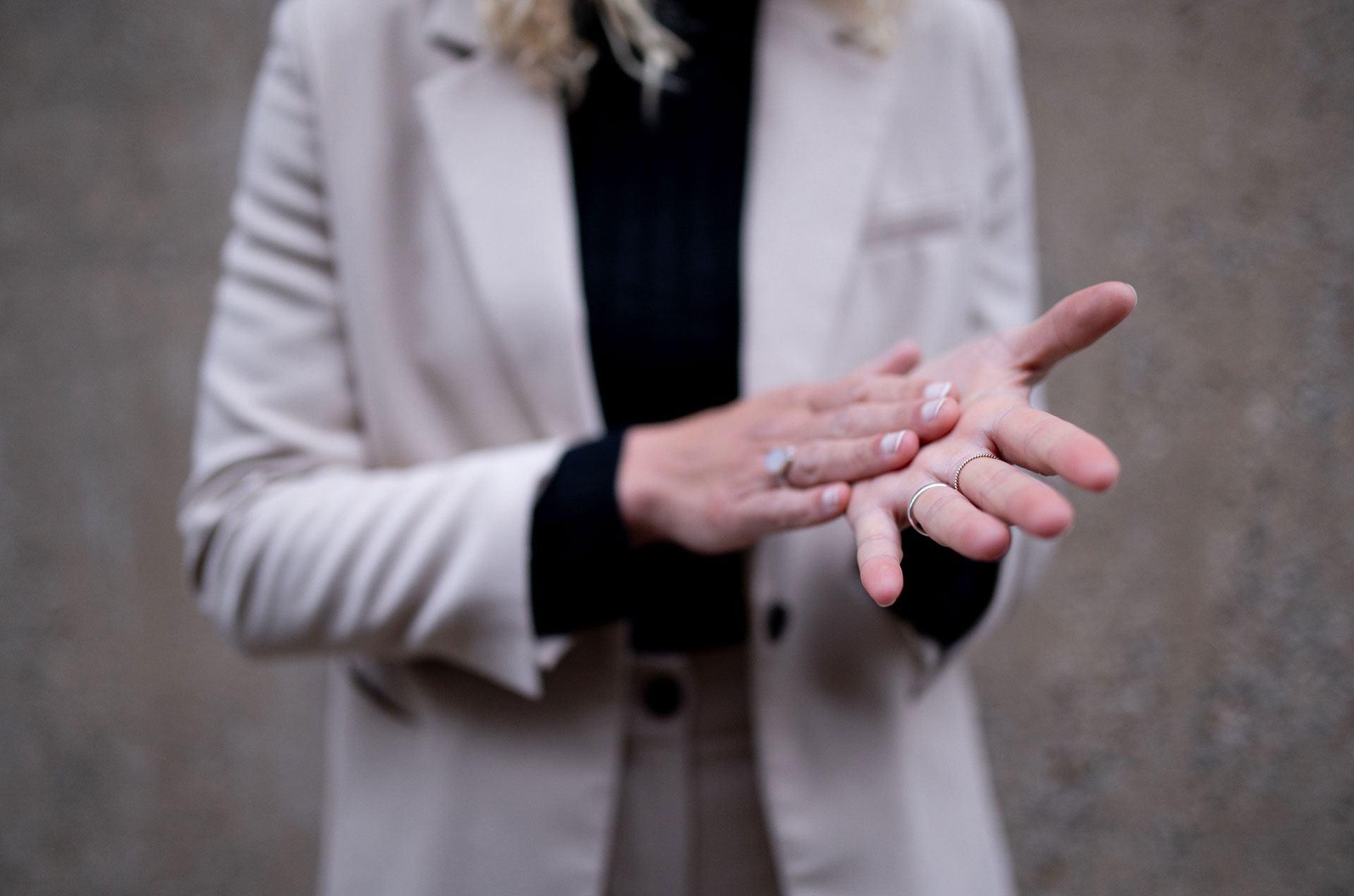 femhands